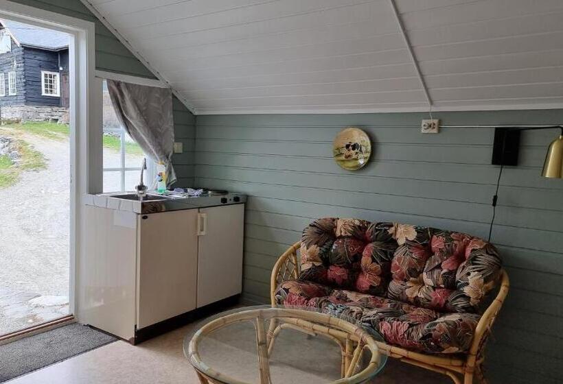 Quarto Estandar, Westerås Gard