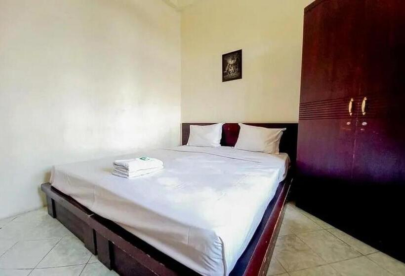 Номер Economy, Graha Ara Homestay Syariah Rsud Dr Soetomo Surabaya Mitra Reddoorz