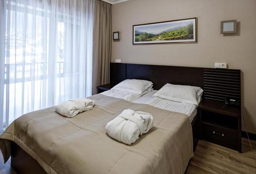 スタンダードルーム, Marmaros Apart Hotel & Spa