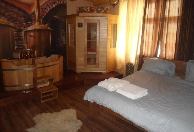 سوییت لوکس, Luxusni Apartmany Stodolni