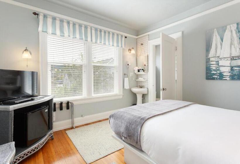 Номер Стандартный Кровать Куин, Nantucket Inn  Anacortes