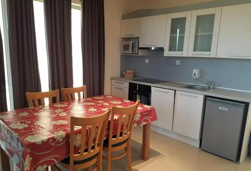 Апартаменты 2 Спальни с Садом, Seagarden Villa Resort