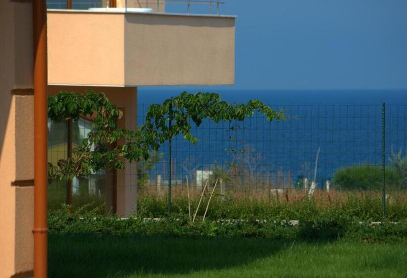 Апартаменты 1 Спальня, Seagarden Villa Resort