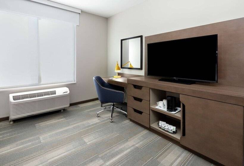 חדר סטנדרט שתי מיטות זוגיות,  hampton Inn & Suites San Diego Airport Liberty Station