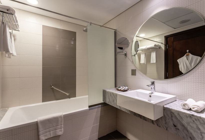 Номер Deluxe Кровать Кинг, Leva Hotel And Suites, Opposite Downtown