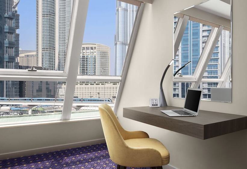 Президентский Люкс, Leva Hotel And Suites, Opposite Downtown
