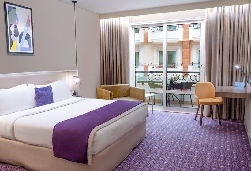 Номер Deluxe Кровать Кинг, Leva Hotel And Suites, Opposite Downtown