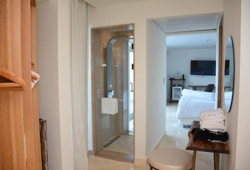 Suite with Pool, Steigenberger Pure Lifestyle