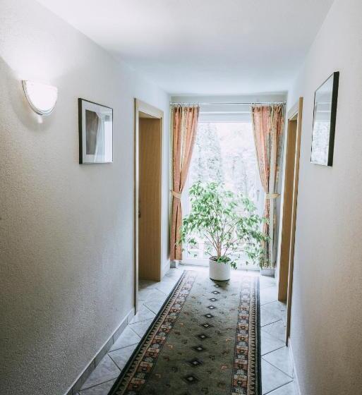 اتاق استاندارد, Haus Rainbach