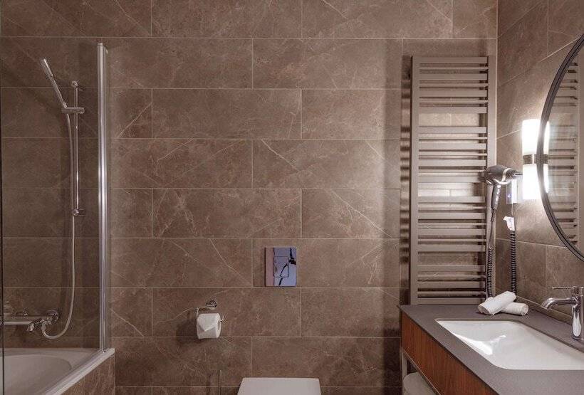 Люкс Вид на Реку, Radisson Hotel & Suites, Gdansk, Wyspa Spichrzów