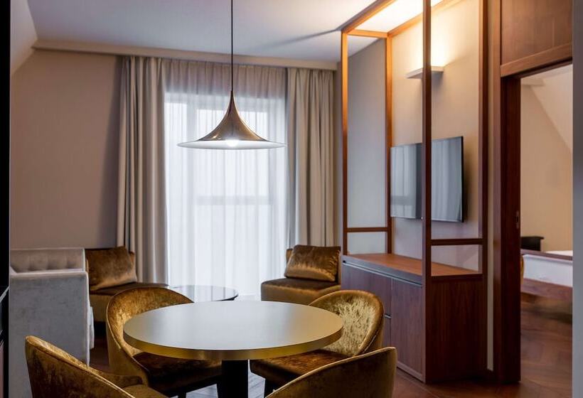 Люкс Вид на Реку, Radisson Hotel & Suites, Gdansk, Wyspa Spichrzów