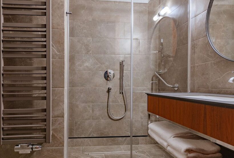 Номер Superior Вид на Реку, Radisson Hotel & Suites, Gdansk, Wyspa Spichrzów