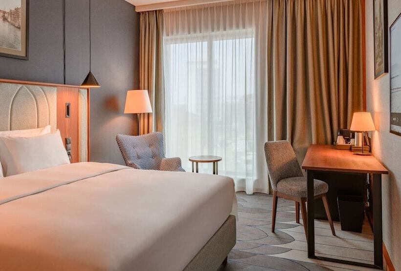 Номер Superior Вид на Реку, Radisson Hotel & Suites, Gdansk, Wyspa Spichrzów