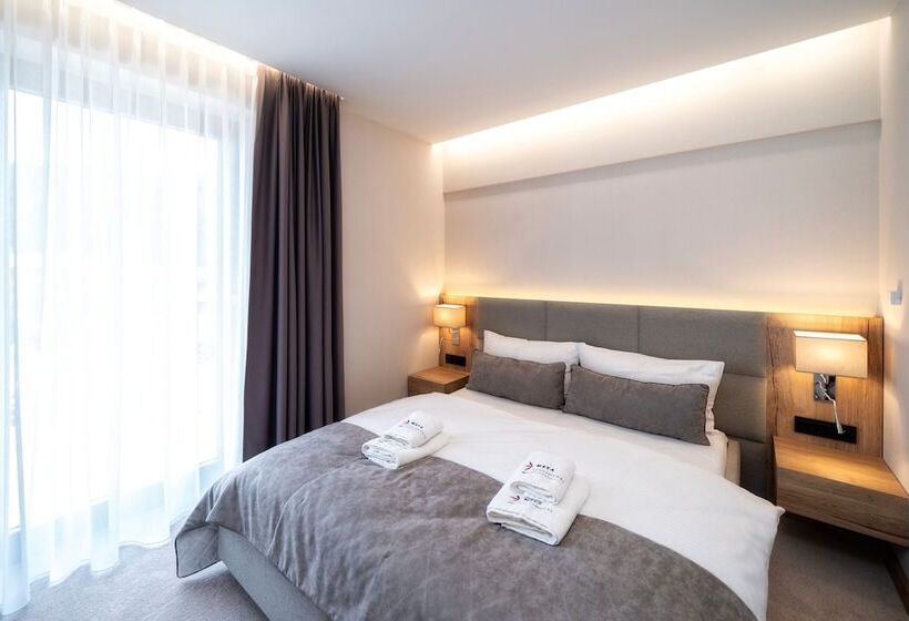 Апартаменты Deluxe 1 Спальня, Meta Apartments