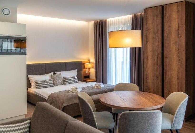 Апартаменты 2 Спальни, Meta Apartments