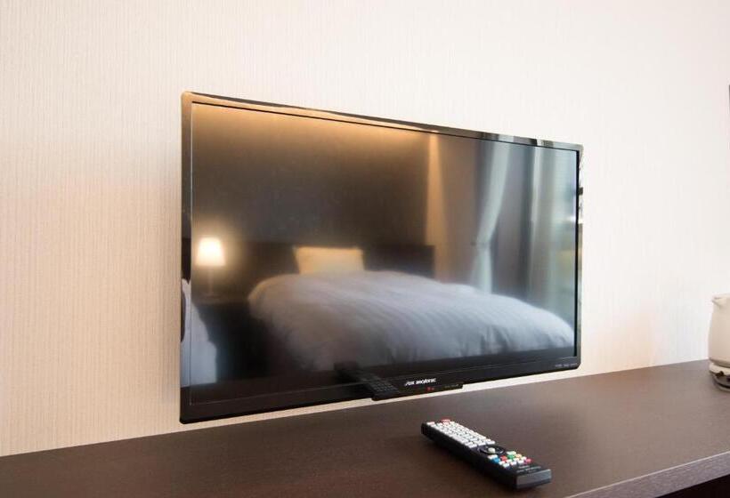 Quarto Triplo Estandar, Karasuma Rokujo