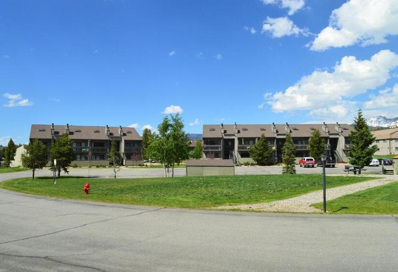 Апартаменты 2 Спальни, Pines At Meadow Ridge