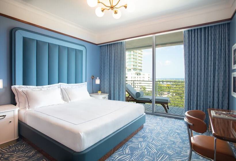 Люкс Классика, Mr. C Miami  Coconut Grove