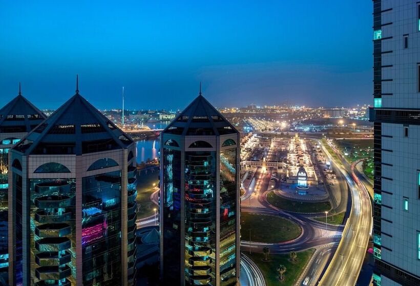 Президентский Люкс, Four Points By Sheraton Sharjah