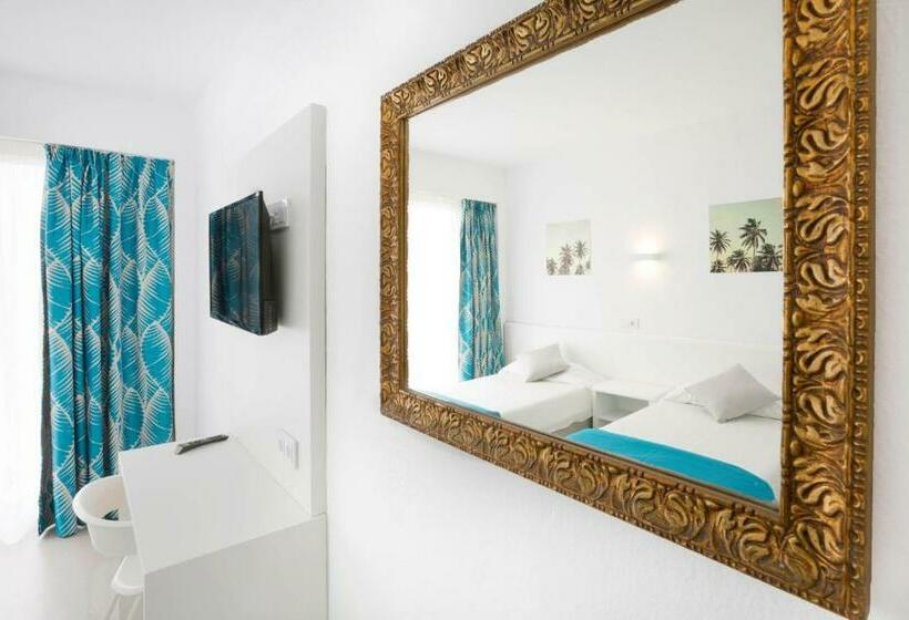 غرفة قياسية ثلاثية, Bluesea Arenal Tower Adults Only
