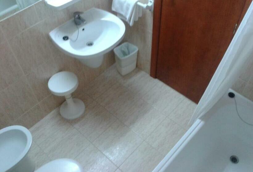 Habitación Triple Estándar Vista Mar, Lido