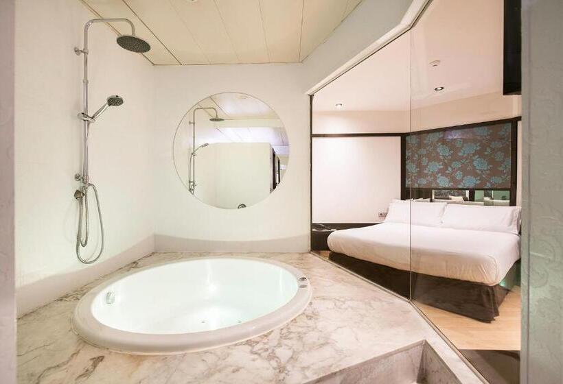 Люкс с гидромассажем, Motel Punt 14