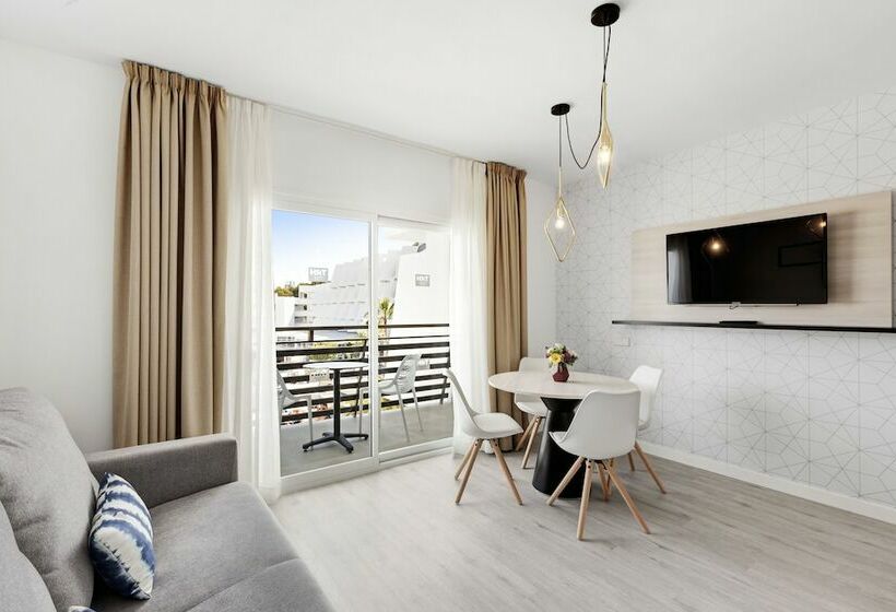 Люкс, Palmanova Suites By Trh