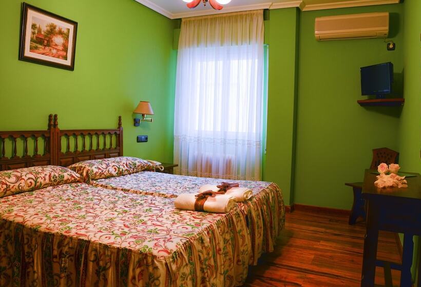 Номер Стандарт, Café Bar Hotel Jefi