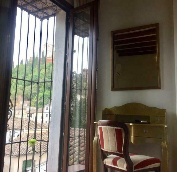 اتاق استاندارد با چشم‌انداز, Palacio De Santa Ines