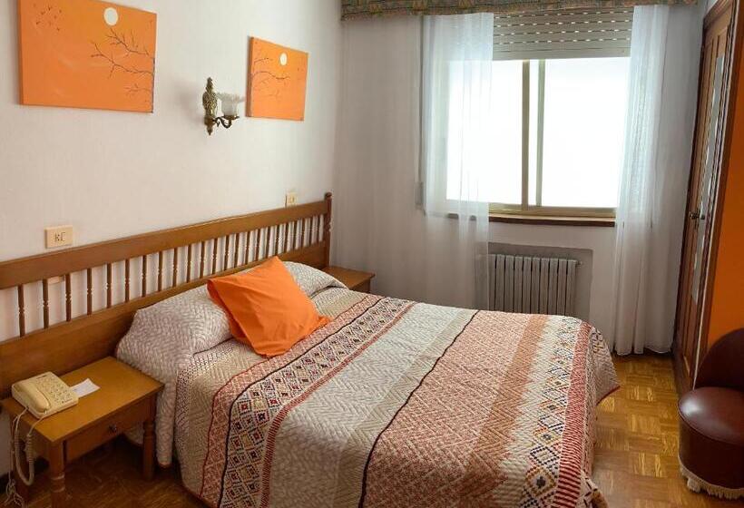 اتاق استاندارد, España