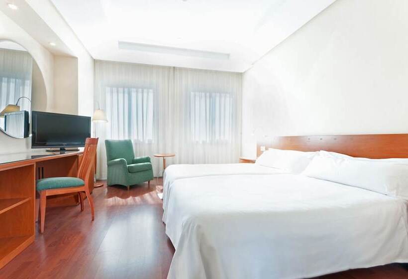 Quarto Estandar, Madrid Chamartín Affiliated By Meliá