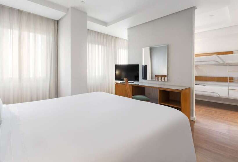Quarto Familiar, Madrid Chamartín Affiliated By Meliá