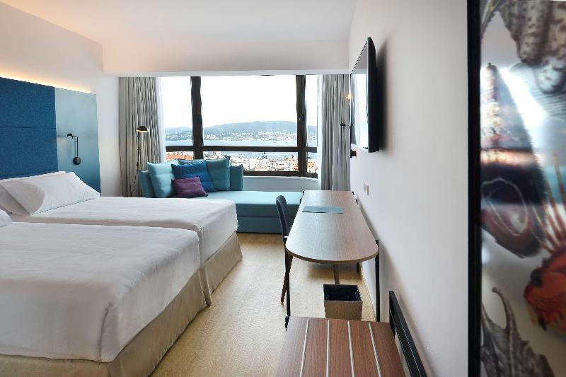 수피리어 룸, Occidental Vigo