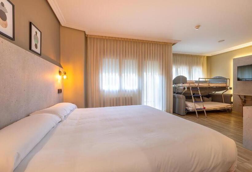 Quarto Familiar, Santamaria