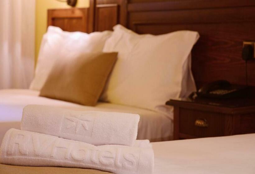 Номер Стандарт Трехместный, Rvhotels Tuca