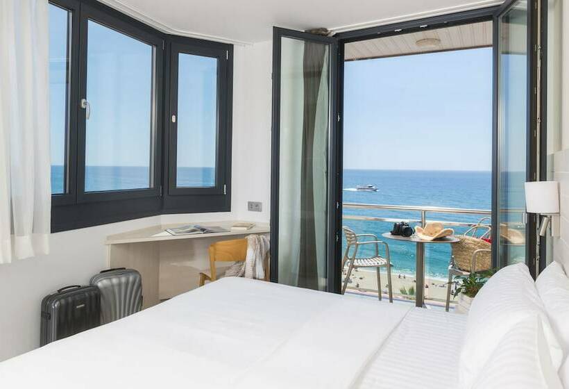 Triple Room Sea View, Marsol