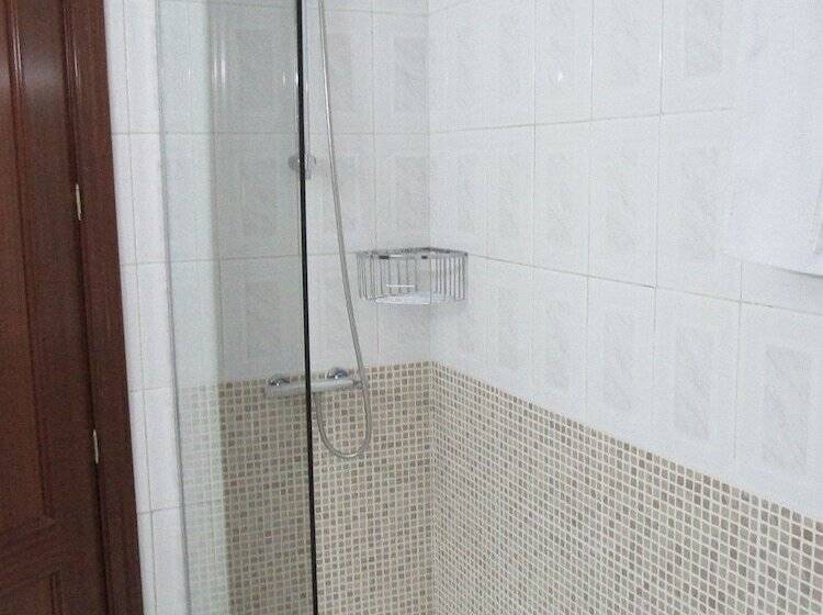 غرفة قياسية, Perales