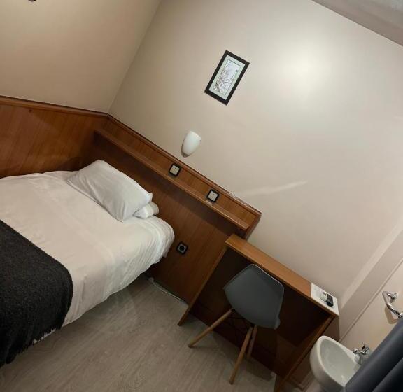 Standardeinzelzimmer, Hostal Arenal