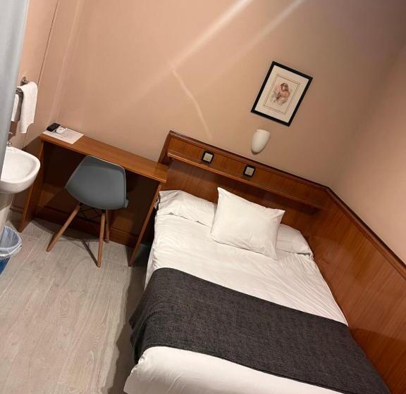 Номер Стандарт Индивидуальный, Hostal Arenal