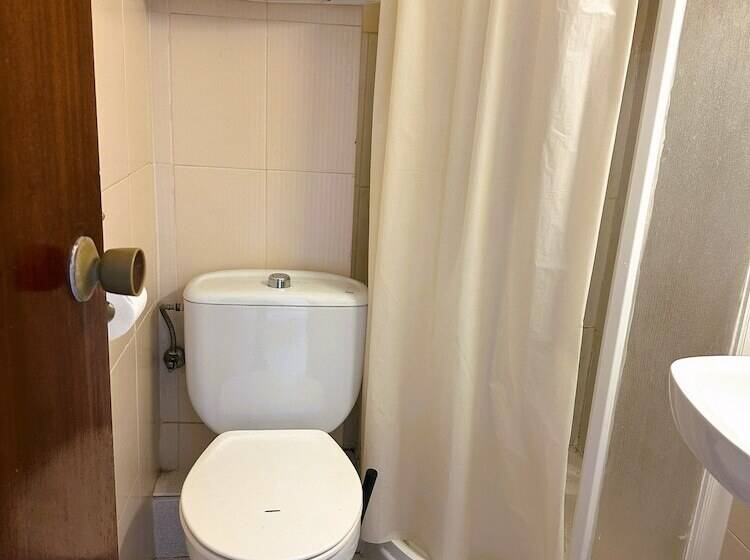 غرفة قياسية, Barraca Suites