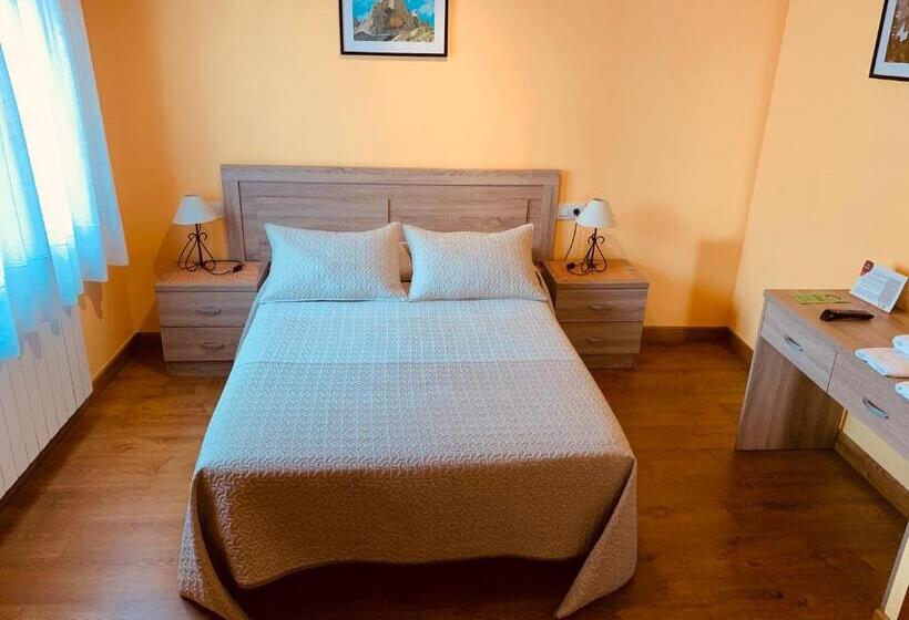 标准间, Hostal La Serna