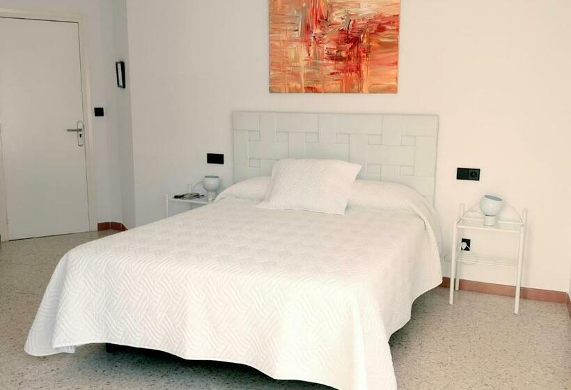 חדר סטנדרט, Hostal Lara