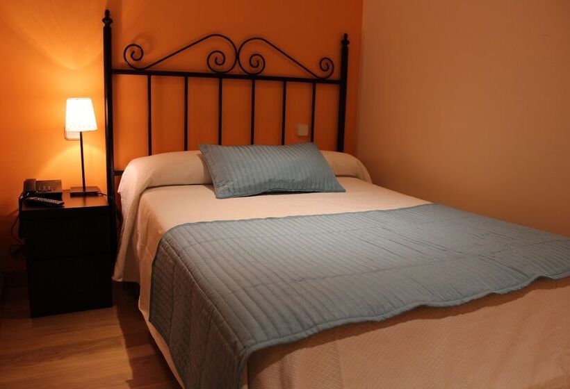 Номер Стандарт Индивидуальный, Hostal Mainz