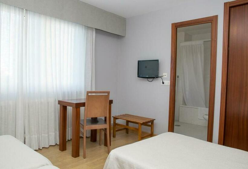 Triple Room Sea View, Brisa