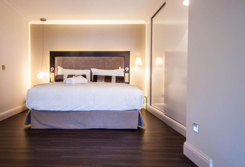 سوییت سوپریور, Hostal Cuba