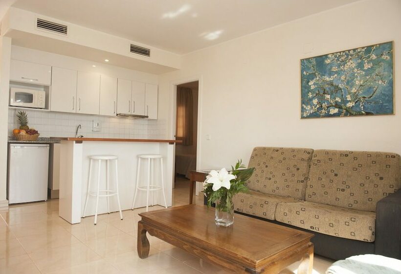 １ベッドルームアパートメント, Lloyds Beach Club