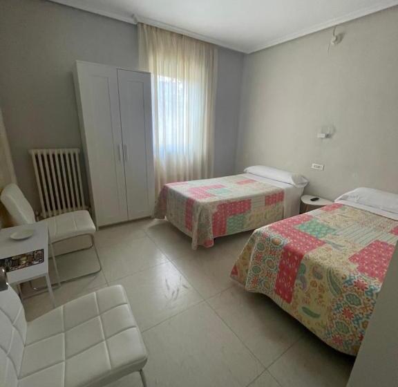 스탠다드 룸, Hostal Ochoa