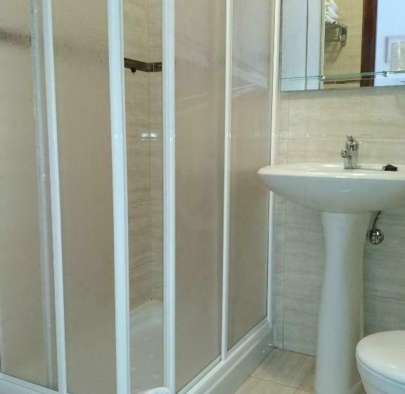 Семейный Номер, Hostal Cruce