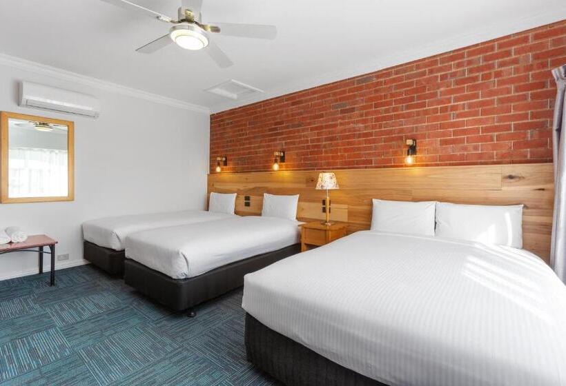 Family Suite, The International Motel Apollo Bay