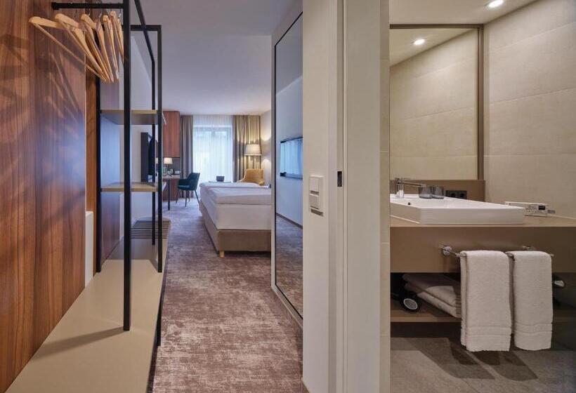 اتاق سوپریور, Dorint City Hotel Salzburg